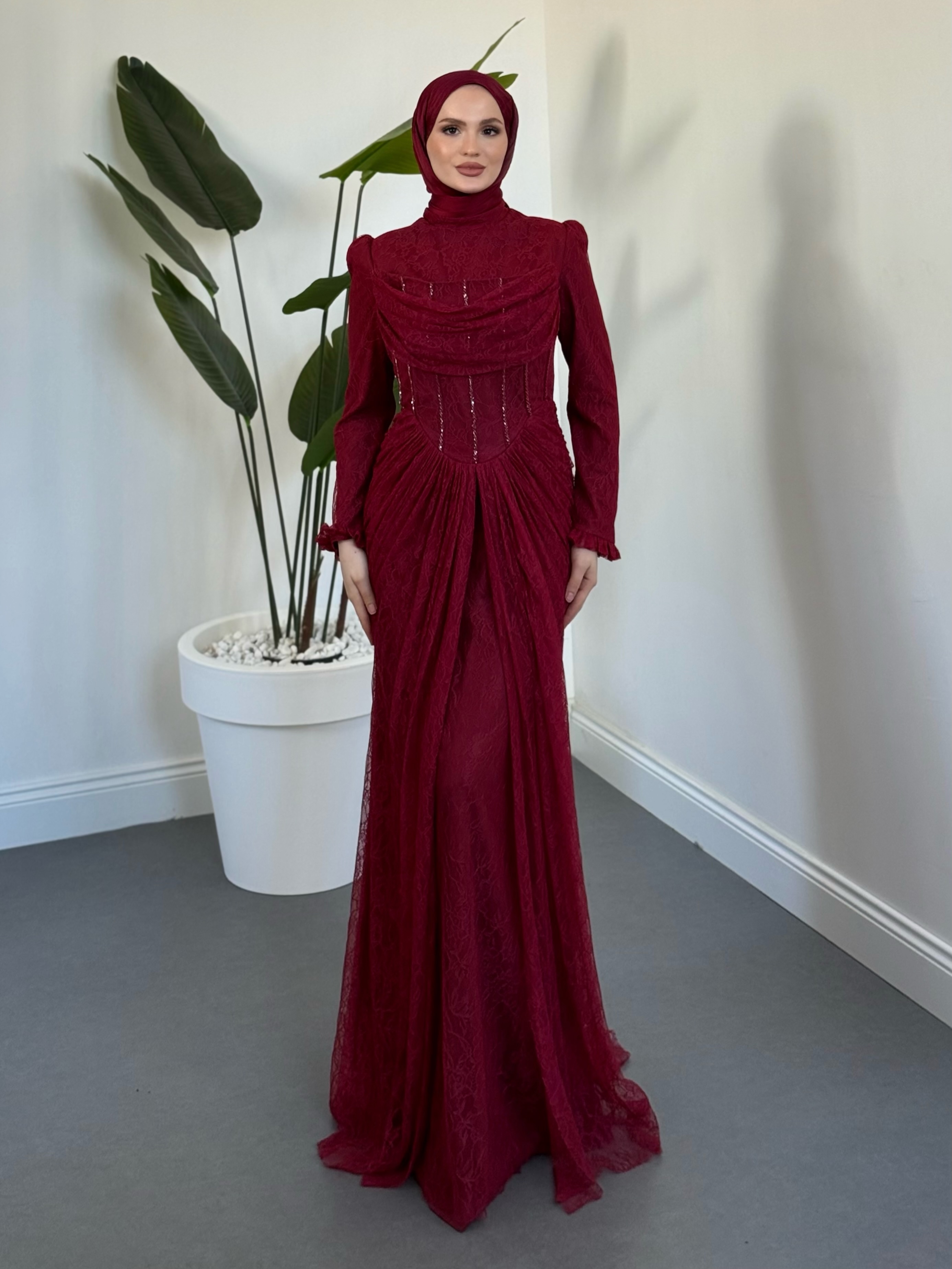 Juliet Noir Korse Detay Dantel Abiye Bordo